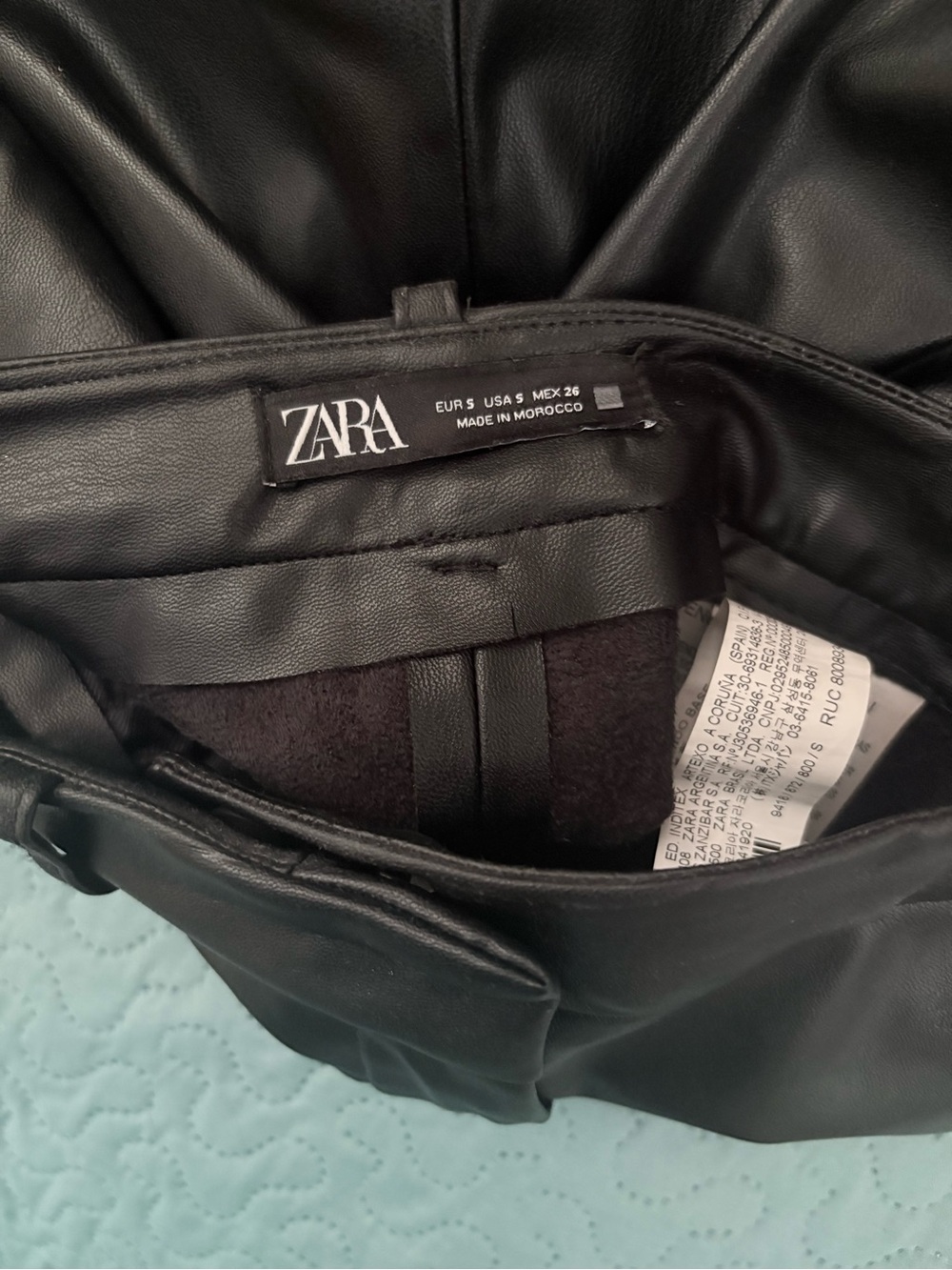 ZARA Men's Black Leather Messenger Bag with Flap
